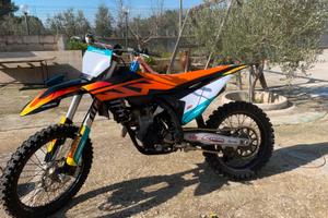 Motocross KTM sx-f 2023 250 4t