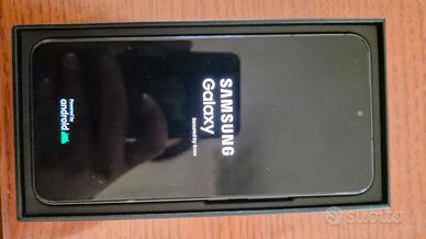 Samsung  Galaxy s22 