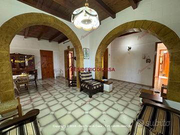 Casa, Altavilla Milicia.