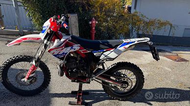 GasGas EC 300 2T Six Days