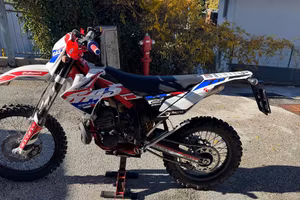 GasGas EC 300 2T Six Days