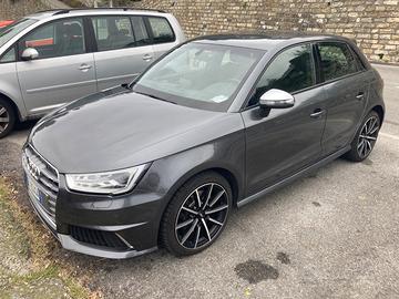 Audi S1
