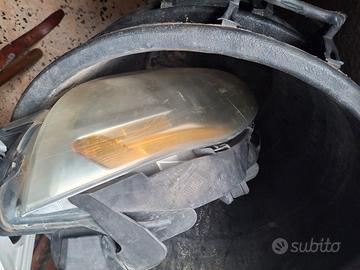 Fari anteriori Fiat bravo