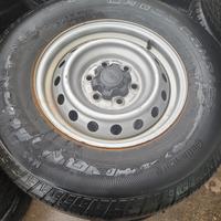 4 ruote con cerchi complete  ford ranger 16