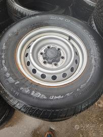 4 ruote con cerchi complete ranger 255/70 R16 