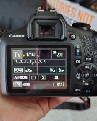 Canon 2000 D