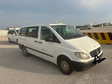 Mercedes Vito Taxi 9 posti anno 2010