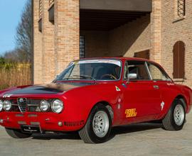 Alfa Romeo GT 2000 VELOCE replica "GTAM" - RDS01