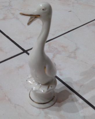 Statuina vintage Paperella in porcellana