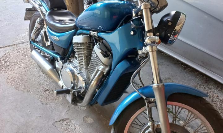 Suzuki VS 600 - 1997 ( LEGGERE )