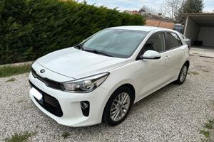 Kia Rio 1.4 crdi 90 cv COOL