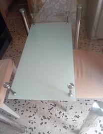 Tavolo in vetro