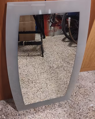 specchio moderno nuovo mai installato 