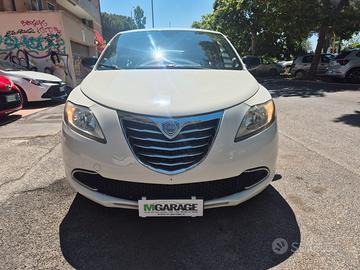 Lancia Ypsilon 1.2 69 CV Unyca