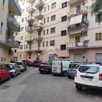 4 LOCALI A SALERNO