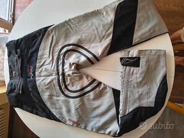 Pantaloni moto