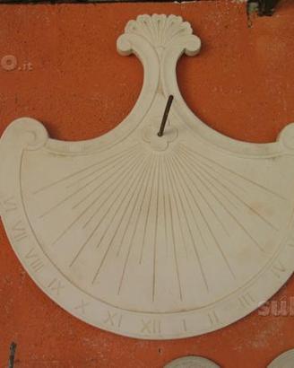 Meridiana orologio solare in polvere di marmo