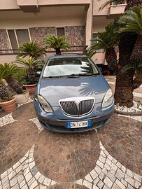 Lancia Musa 1.3 multijet con tetto panoramico
