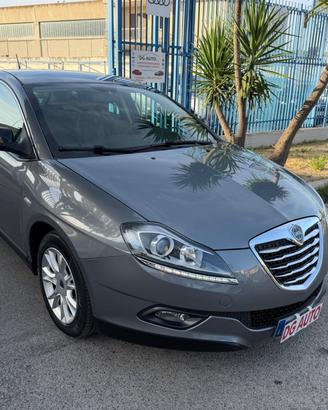 Lancia Delta 1.6 MJT 120 cv 2012 90.000 km