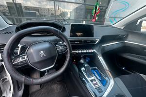 Peugeot 3008 1.5 BlueHDi EAT8 130cv