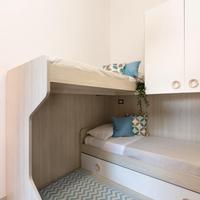 Cameretta a ponte 3 letti