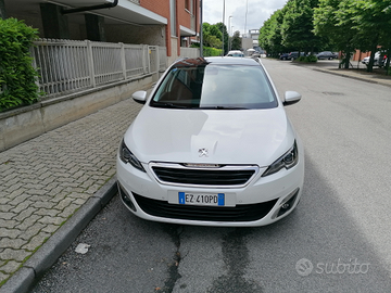 Peugeot 308 del 2015