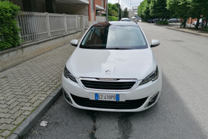 Peugeot 308 del 2015