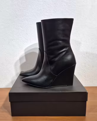 Stivaletti con tacco a zeppa in pelle, nero, n.40