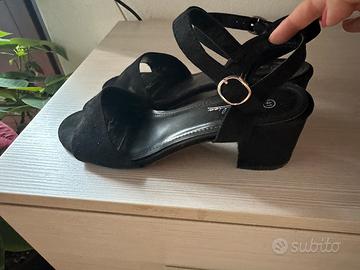 Sandali neri scamosciati nr. 41