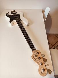 Basso precision Squier