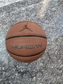 pallone da basket jordan
