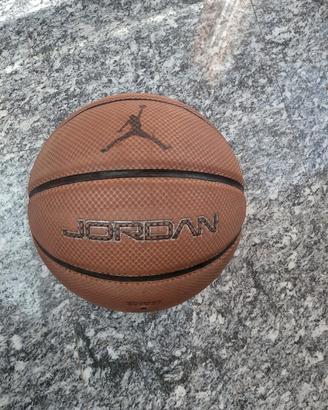 pallone da basket jordan