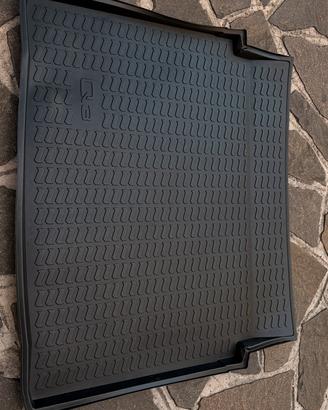Vasca protezione baule Audi Q3