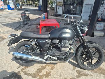 Moto Guzzi V7II