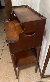 Tavolino porta telefono