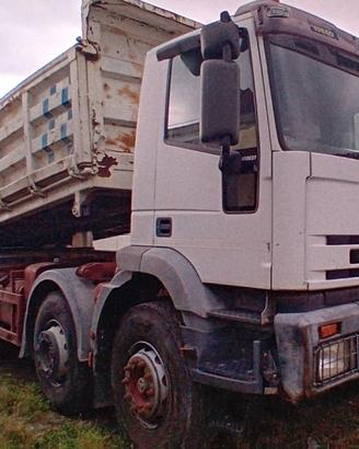 IVECO EUROTRAKKER