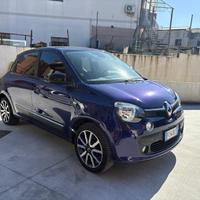 RENAULT Twingo SCe Lovely 15