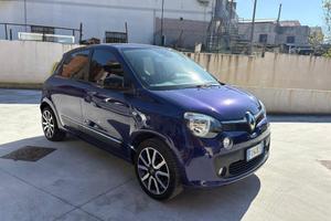 RENAULT Twingo SCe Lovely 15
