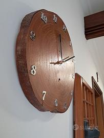 orologio da parete in legno