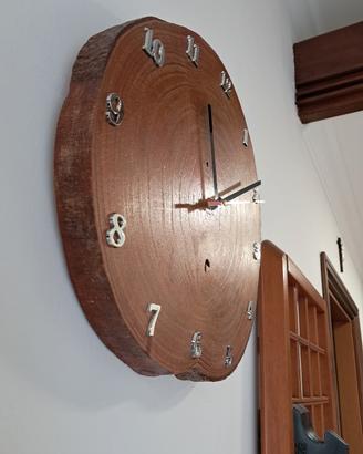 orologio da parete in legno