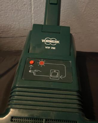 Folletto VTF 732 lava tappeti e pulitore a secco