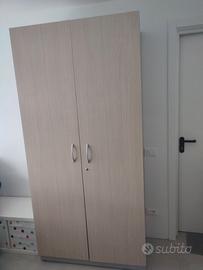 Armadio da ufficio in frassino come nuovo
