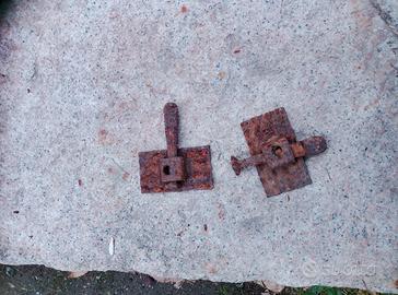 morsetto tirafarfalle per casseri. 