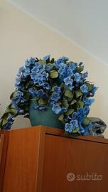 Composizione di fiori finti