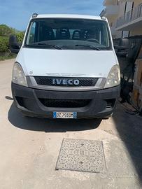 Furgo Iveco  2.3 Diesel  Cassone ribaltabile