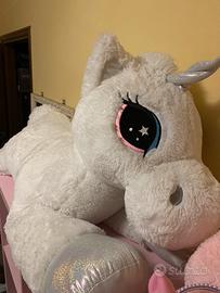 Unicorno gigante