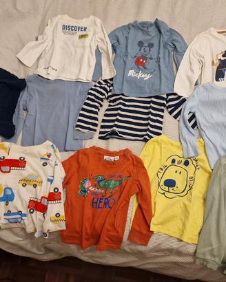 11 magliette t-shirt neonato 18 mesi stock 