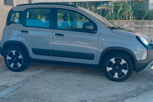 Fiat Panda Cross hibrid 