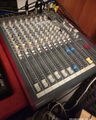 Mixer Allen & Heath ZED 14 FX