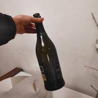 Bottiglie vuote in vetro spesso per imbottigliare 